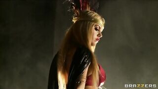A gigantikus didkós Jessie Rogers megdöngetve