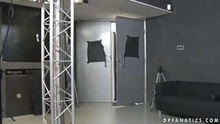 Lucy Belle a castingon kettő cerkát kap
