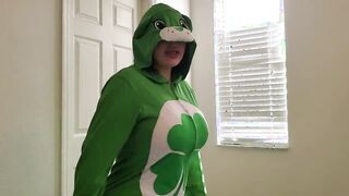 18 éves cosplayes gigászi popós argentin fiatal