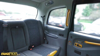 Fake Taxi - Rubi Rico a forró vérű latina nőci