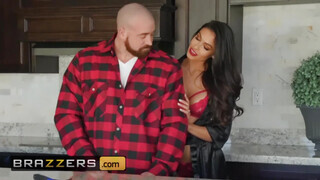 Brazzers - Katana Kombat a férje haverjával reszel