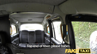 Fake Taxi - Candi Kayne a taxis popsiját nyalja