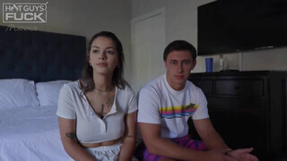 Méretes fenekű zsenge szuka és a krapekja - Hot Guys Fuck