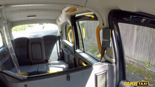 Fake Taxi - Zsenge bige kúr a taxiban