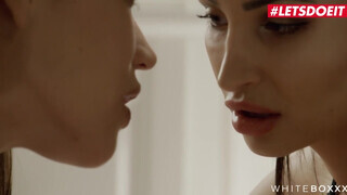 White Boxxx - Alyssia Kent és Alyssa Reece a szexy román lányok