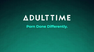 ADULT TIME - Sizi Sev csoki puncijába gigászi kukacot kap