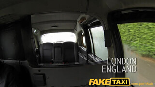 FakeTaxi - gigászi keblű világos szőke nuni