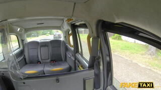 Fake Taxi - Kira Noir a szívdöglesztő csoki muff