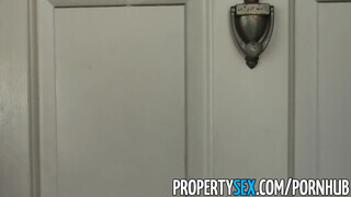 PropertySex - szexy világos szőke ingatlanos maca