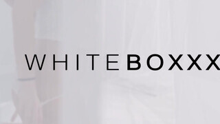 WhiteBoxxx - Kaisa Nord és Elena Vega orosz csajok és egy gigantikus örömrúd