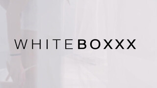 WhiteBoxxx - dupla ultra szívdöglesztő lezbi kényezteti egymást