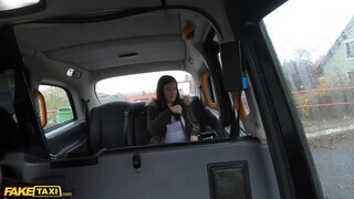 Fake Taxi - Little Eliss a gigantikus keblű tinédzser