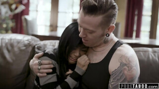 PURE TABOO - Ember Snow depressziós volt a pasasa miatt