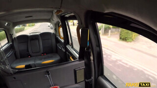 Fake Taxi - Rae Lil a perverz tinédzser szuka