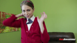 NEW SENSATIONS - Riley Reid az egyetemista lányka