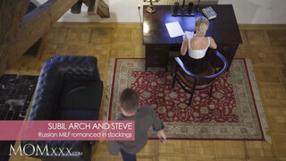 MOMxxx - Subil Arch a izgató orosz mami