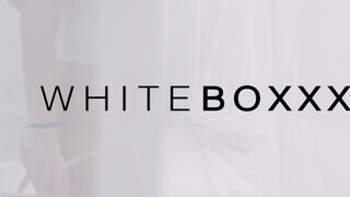 WhiteBoxxx - Ginebra Bellucci a szenvedélyes latina pipi