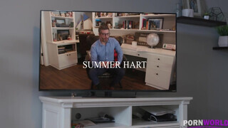 Summer Hart punciba és segglyukba reszelve