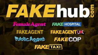 Public Agent - Fekete hajú pici cickós fiatal lány