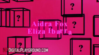 DigitalPlayground – Ana Foxxx fehér pacákkal kupakol