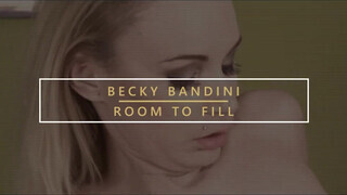 Becky Bandini kefél a fiatalabb csávóval