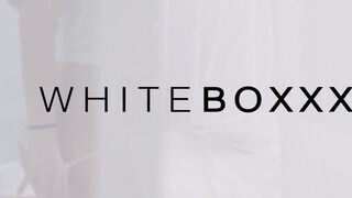WhiteBoxxx - Eveline Dellai hátsó lyukba kurelva