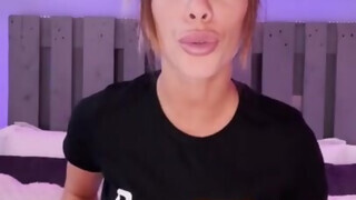 littleangel84 a bűbájos amatőr milf