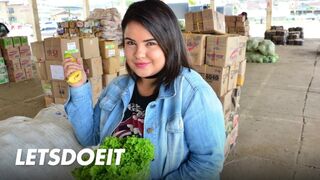 Elhízott latin amerikai milf cunija mélyen megdöngetve xiomarától