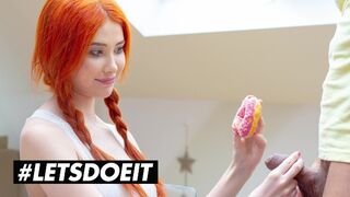 Gisha Forza méretes cicis vörös bombe egy fánkot érő könyörtelen dugásért